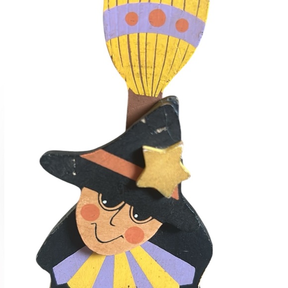 Vintage Standing Halloween Wooden Witch Table Decoration with Spinning Broom - Picture 6 of 7